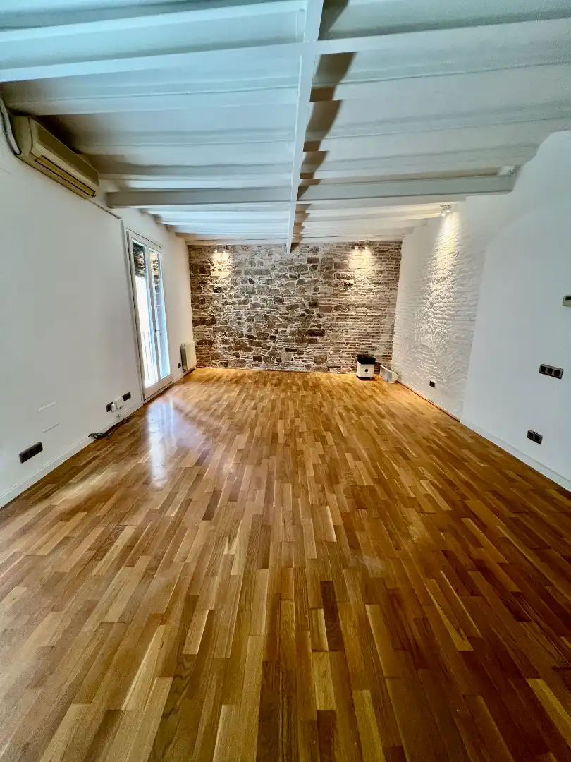Sala de estar de Piso en venta en Barcelona con Aire acondicionado, Horno y Lavadora
