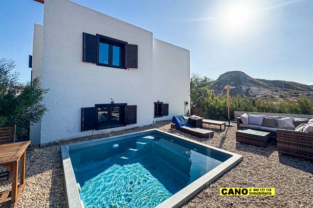 Casa-chalet en Venta en Bitacora  en Las Negras