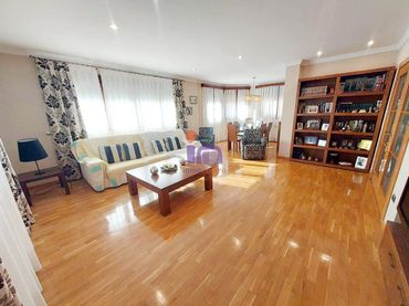 Villa mit Pool zum Verkauf in Valdepeñas