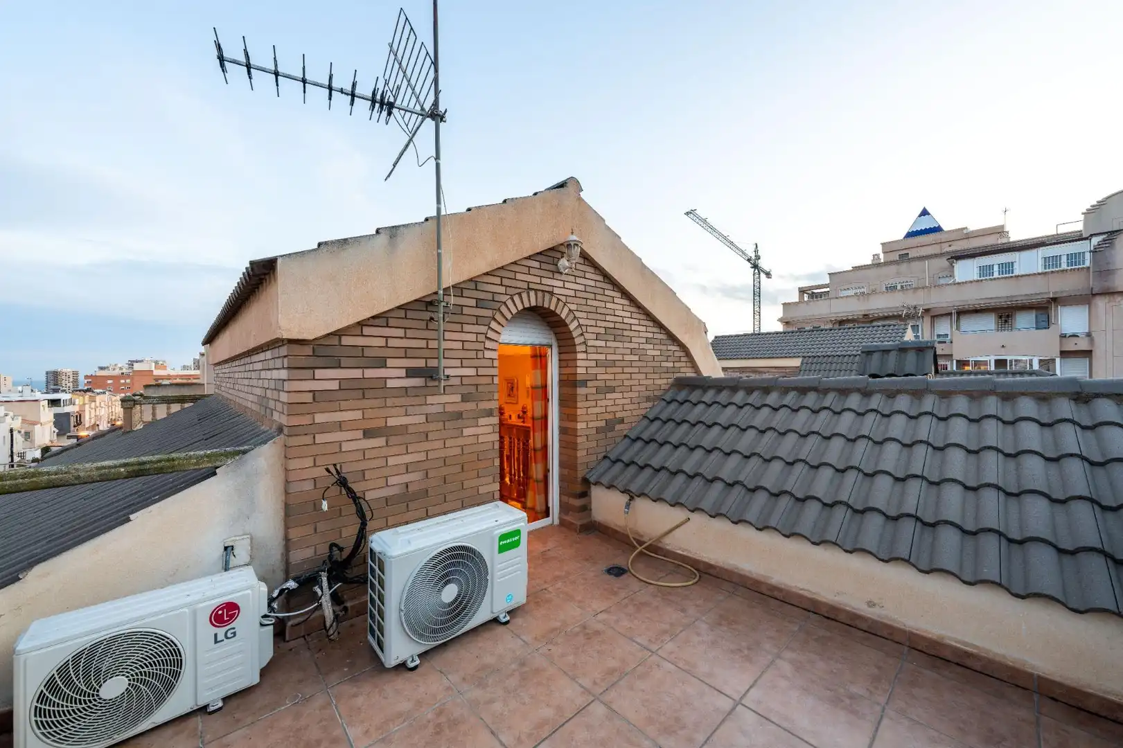 Terrace of Houses for sale in Roquetas de Mar  with Air Conditioner, Private garden and Terrace