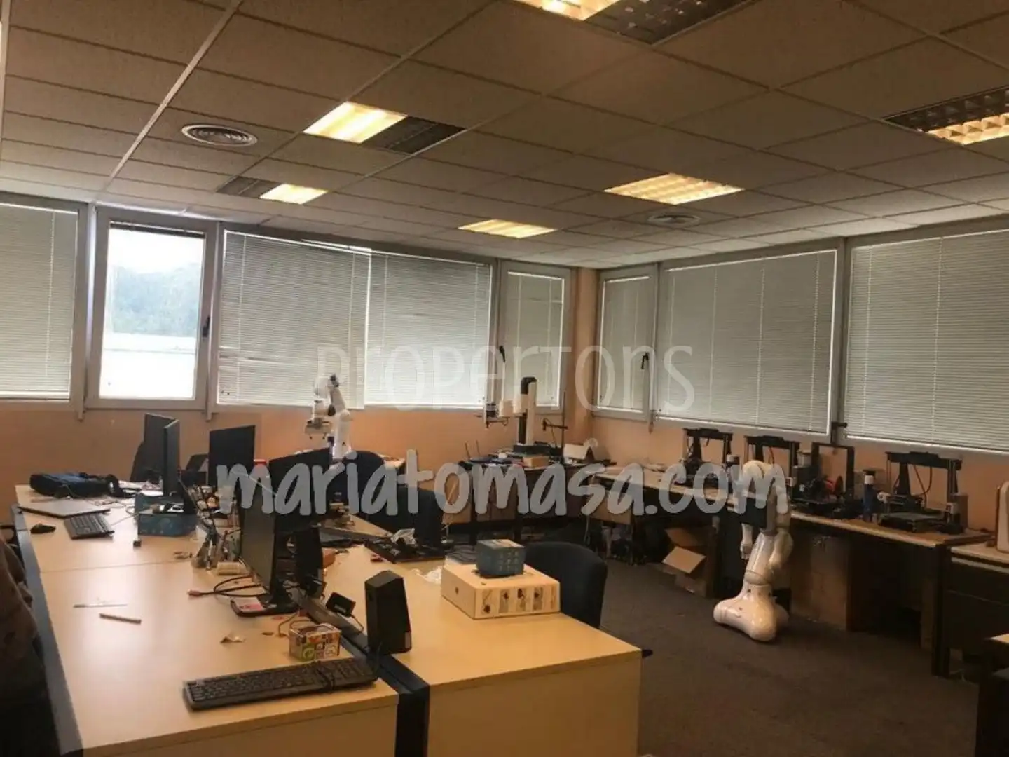 Oficina de lloguer en Basauri 