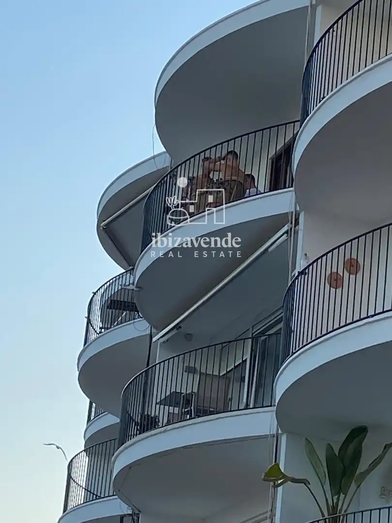 Flat with lift to rent in Ramon Muntaner, imagen 50