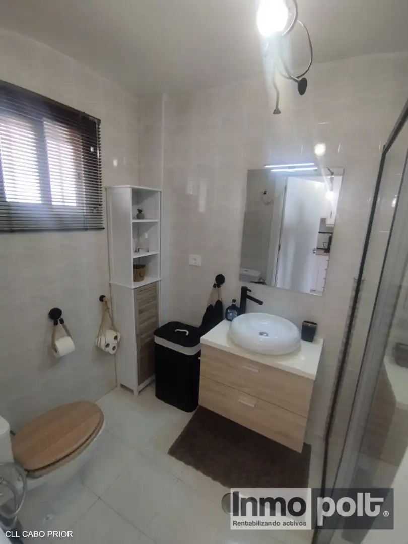 Baño de Estudio de alquiler en Mazarrón con Aire acondicionado, Amueblado y Horno