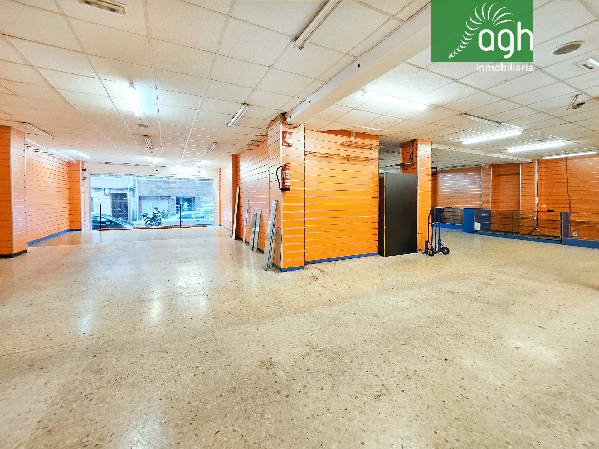 Premises for sale in A Coruña Capital 