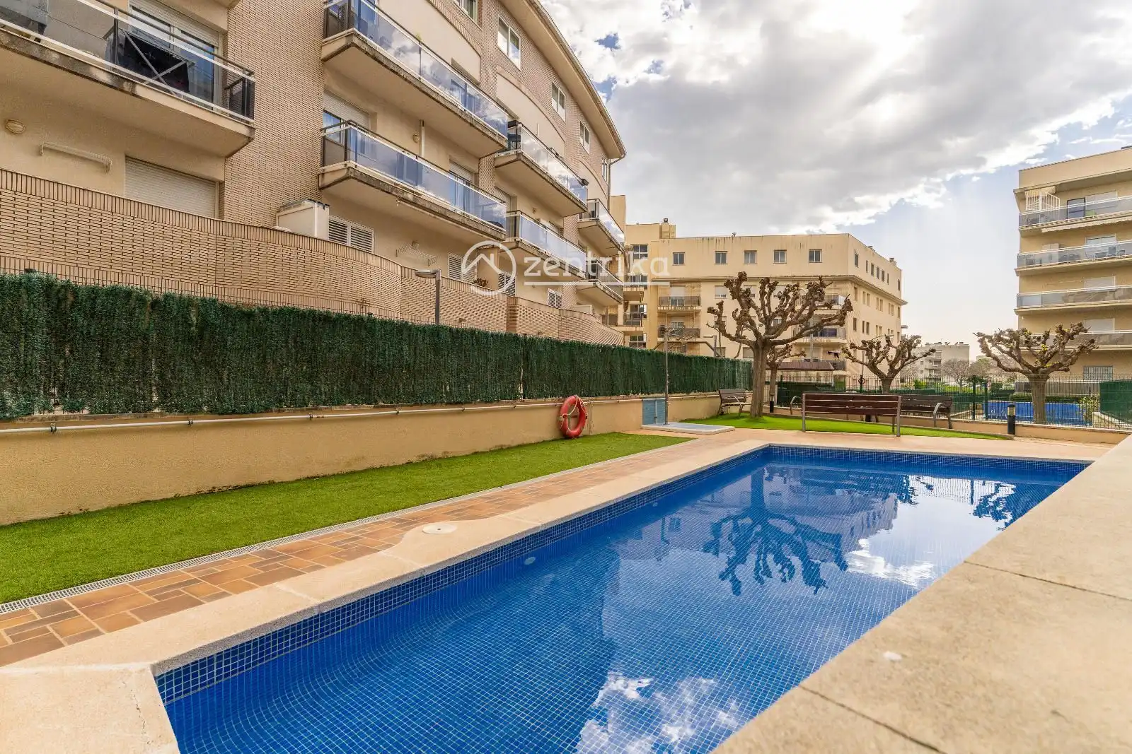 Piscina de Pis en venda en Cambrils amb Aire condicionat, Calefacció i Terrassa