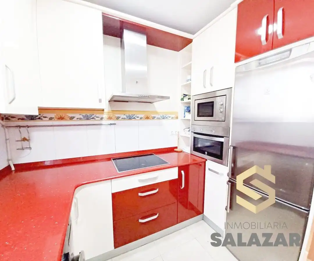 Cocina de Piso de alquiler en Bilbao  con Calefacción y Trastero