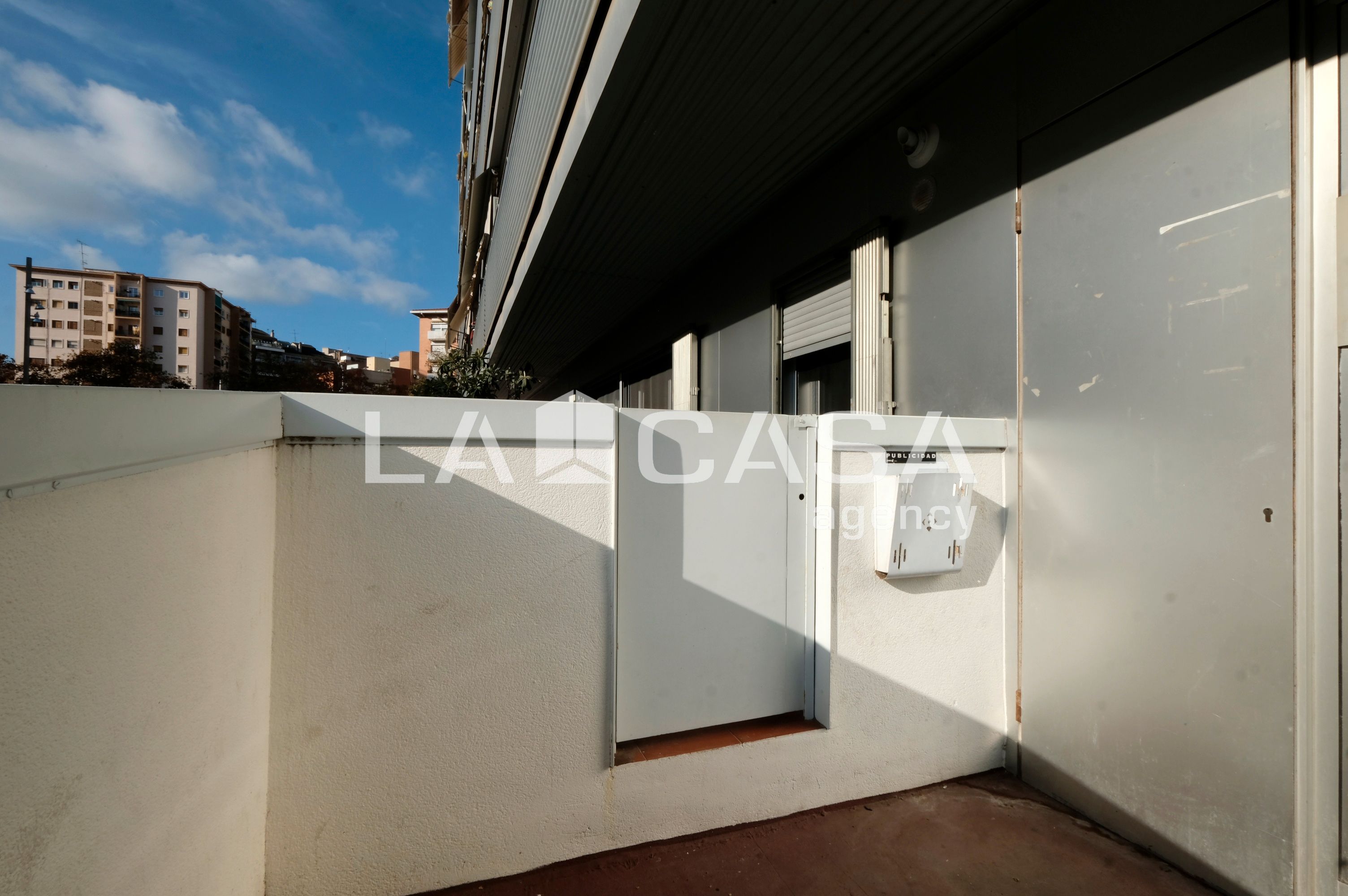 Exterior view of Flat for sale in  Barcelona Capital  with Terrace