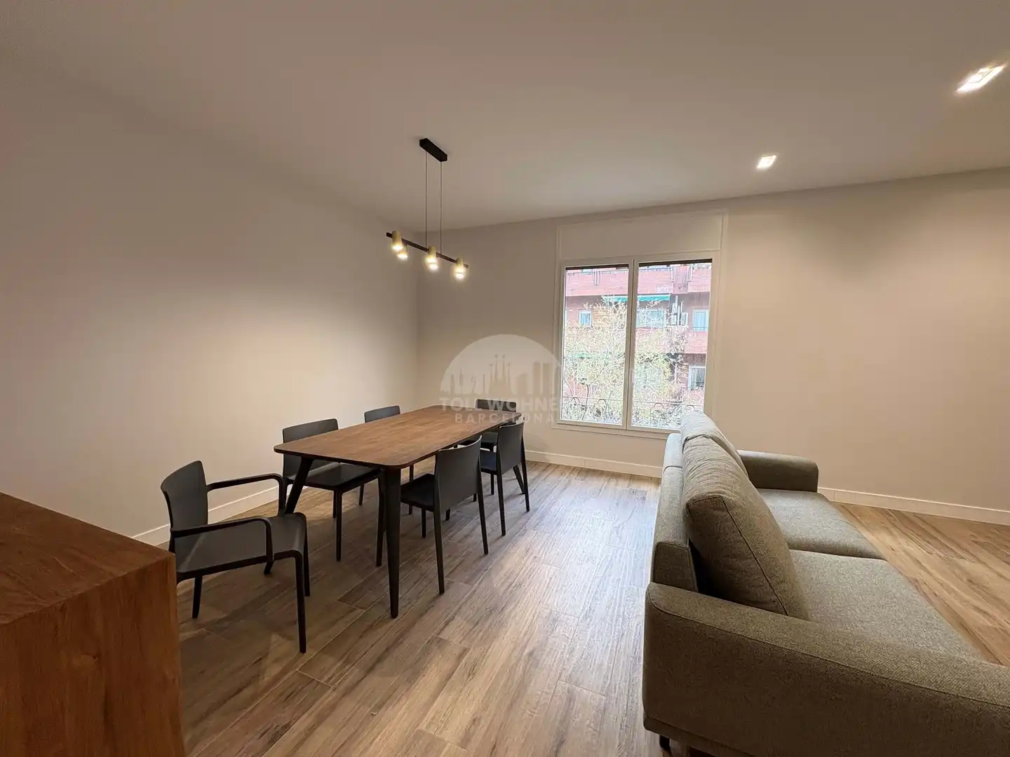 Wohnzimmer von Wohnung zum Verkauf in Barcelona mit Klimaanlage, Heizung und Möbliert