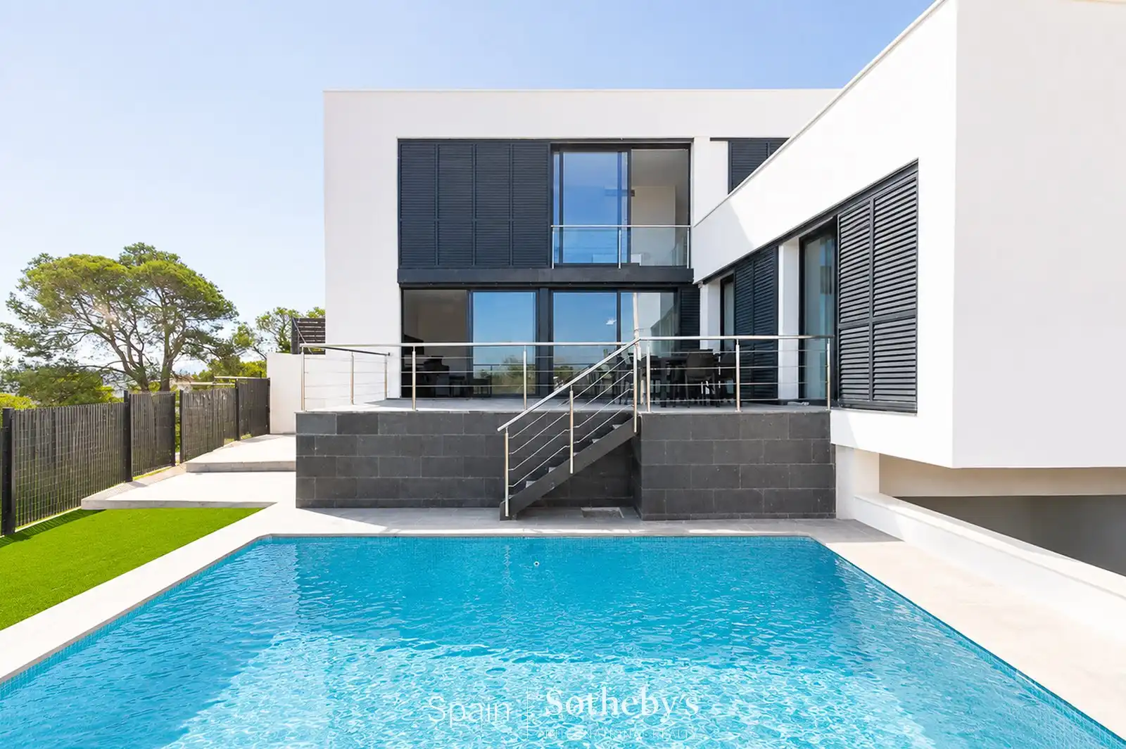 Casa con piscina en venta en Canyelles, imagen 3