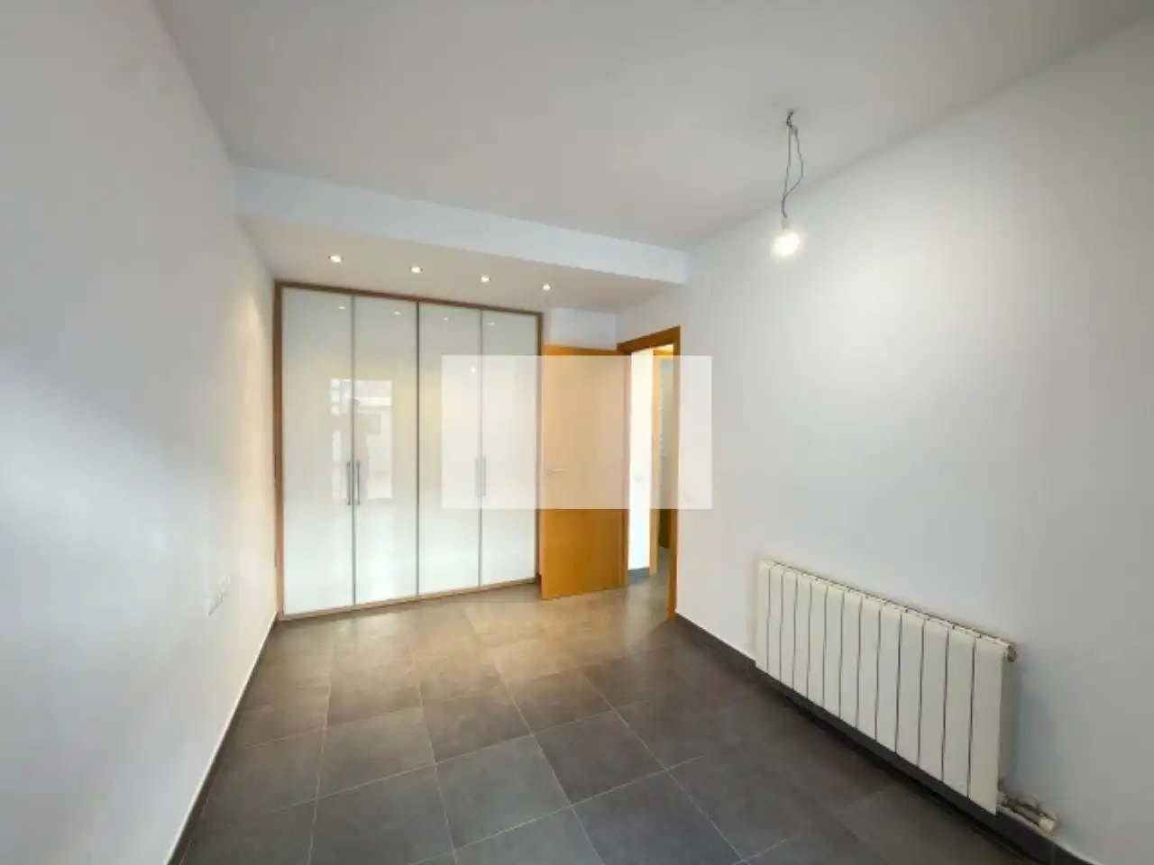 Habitación de Piso en venta en Sabadell con Aire acondicionado, Calefacción y Jardín privado