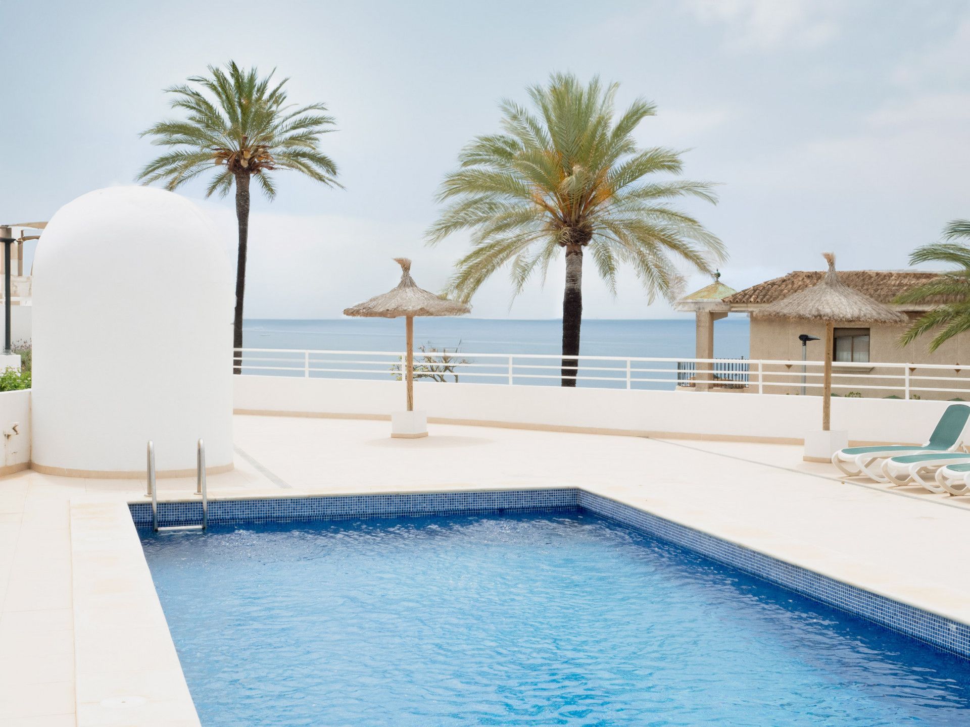 Swimming pool of Apartment for sale in  Palma de Mallorca  with Air Conditioner, Terrace and Swimming Pool