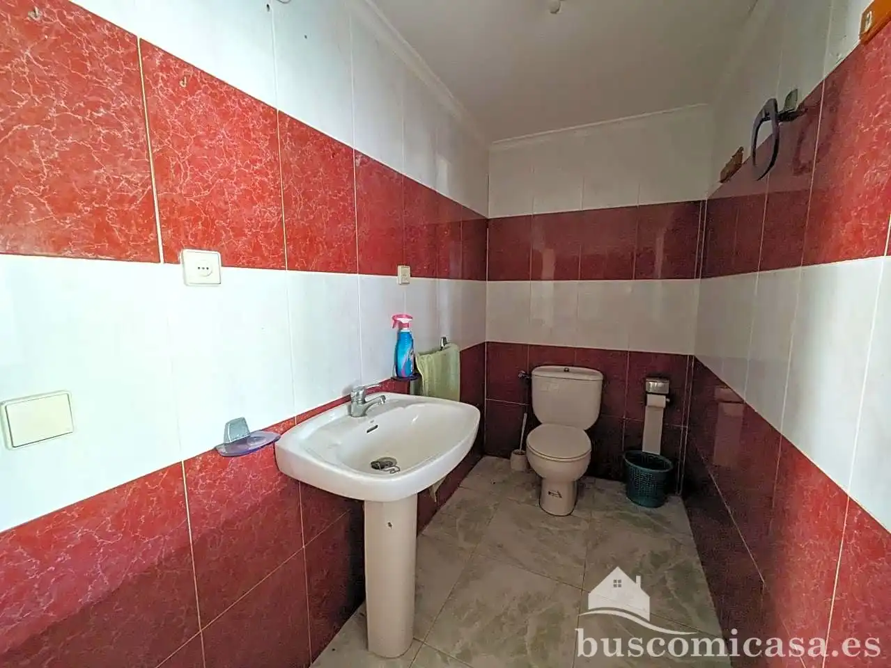 Baño de Casa o chalet en venta en Linares con Aire acondicionado, Terraza y Trastero