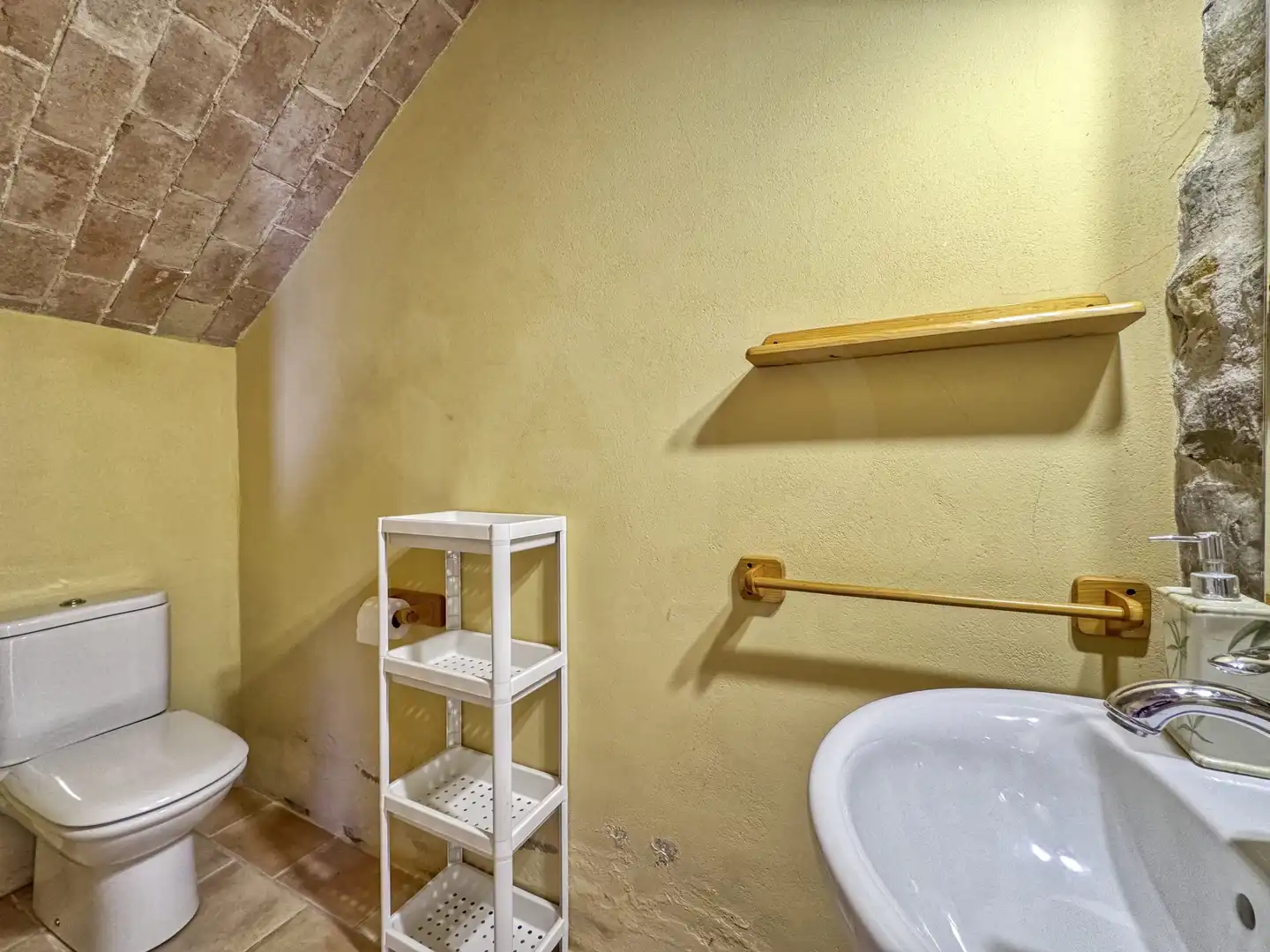 Bathroom of Country homes for sale in Nogueruelas  with Heating and Terrace