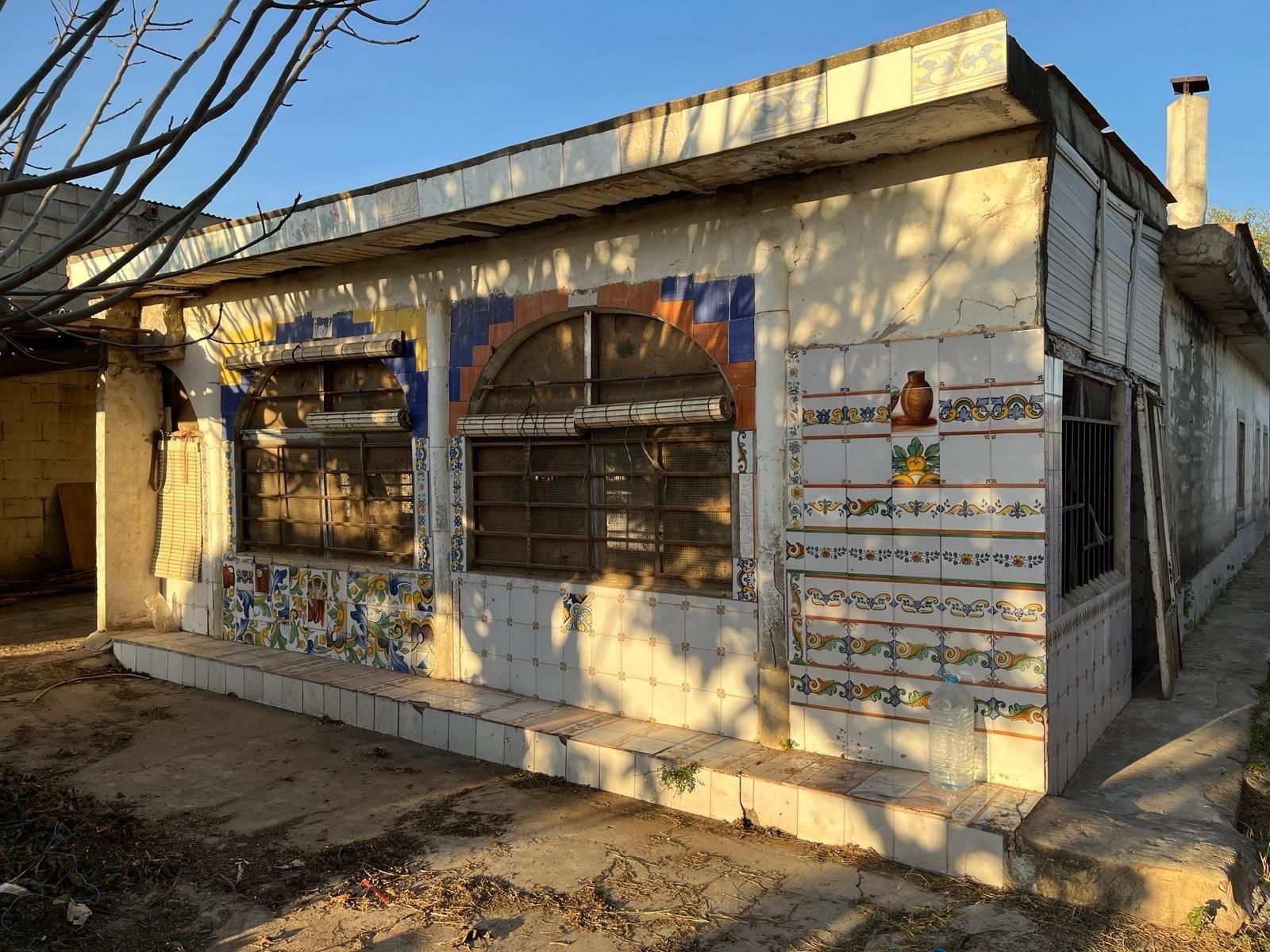 Vista exterior de Casa o xalet en venda en Loriguilla amb Jardí privat