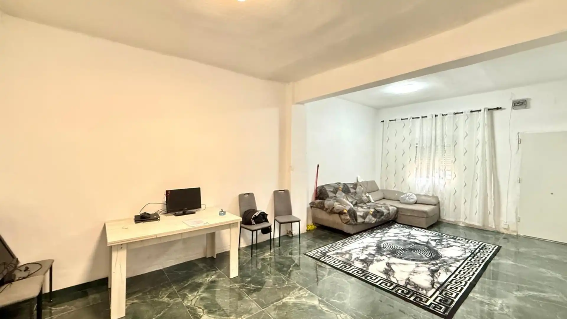 Sala d'estar de Casa o xalet en venda en L'Alcúdia amb Aire condicionat, Terrassa i Traster