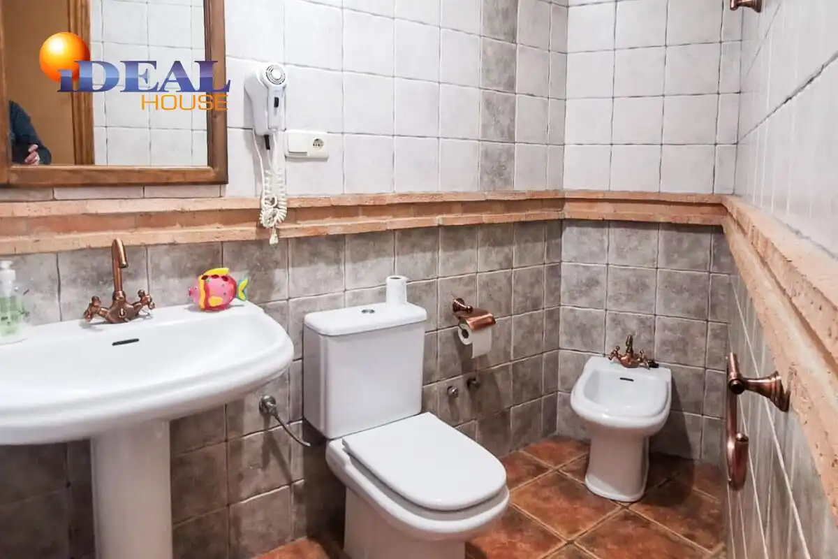 Local comercial en venda a Pinos Genil, imagen 37