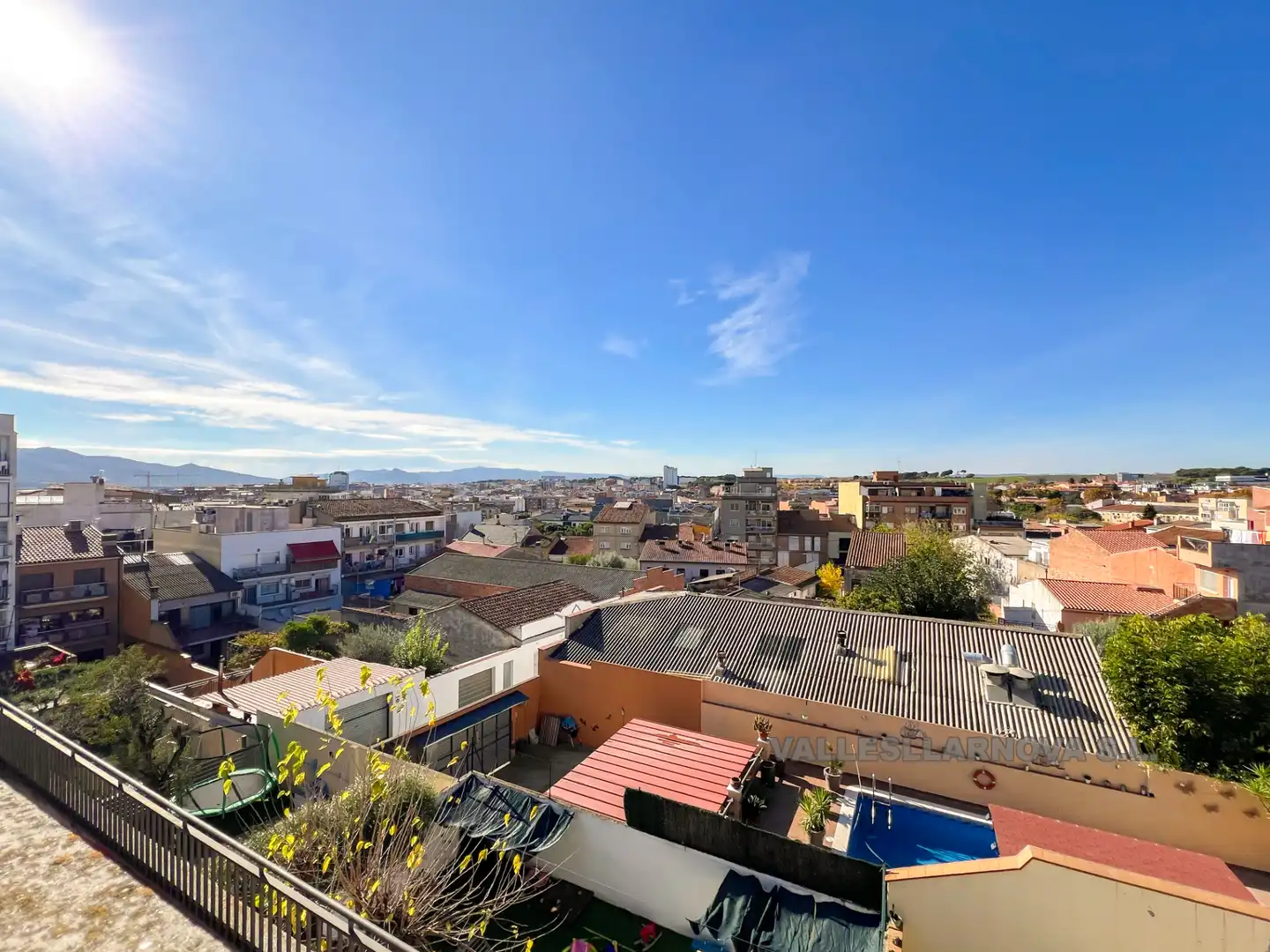 Vista exterior de Casa o xalet en venda en Mollet del Vallès amb Aire condicionat, Calefacció i Jardí privat