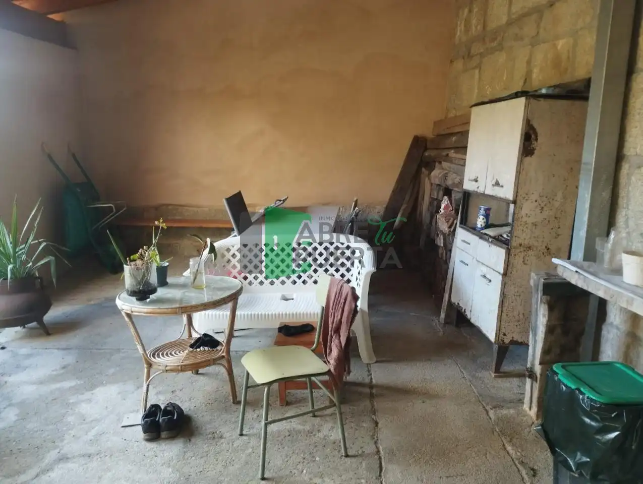 Casa o xalet en venda en Ourense Capital  amb Calefacció, Jardí privat i Moblat