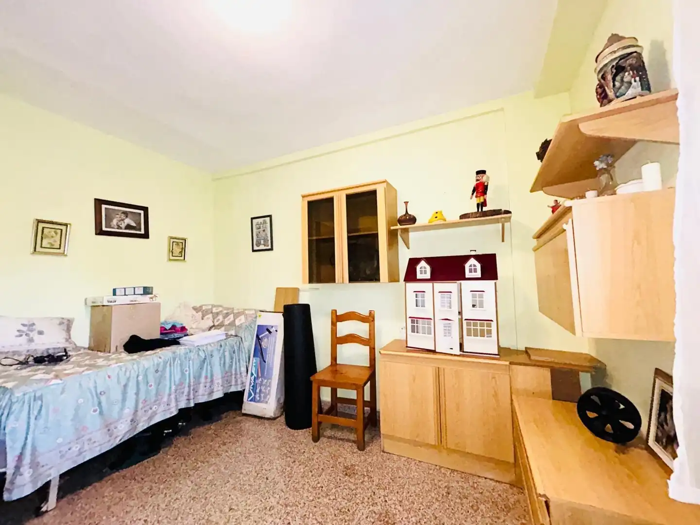 Dormitori de Pis en venda en Alicante / Alacant amb Aire condicionat, Jardí privat i Moblat