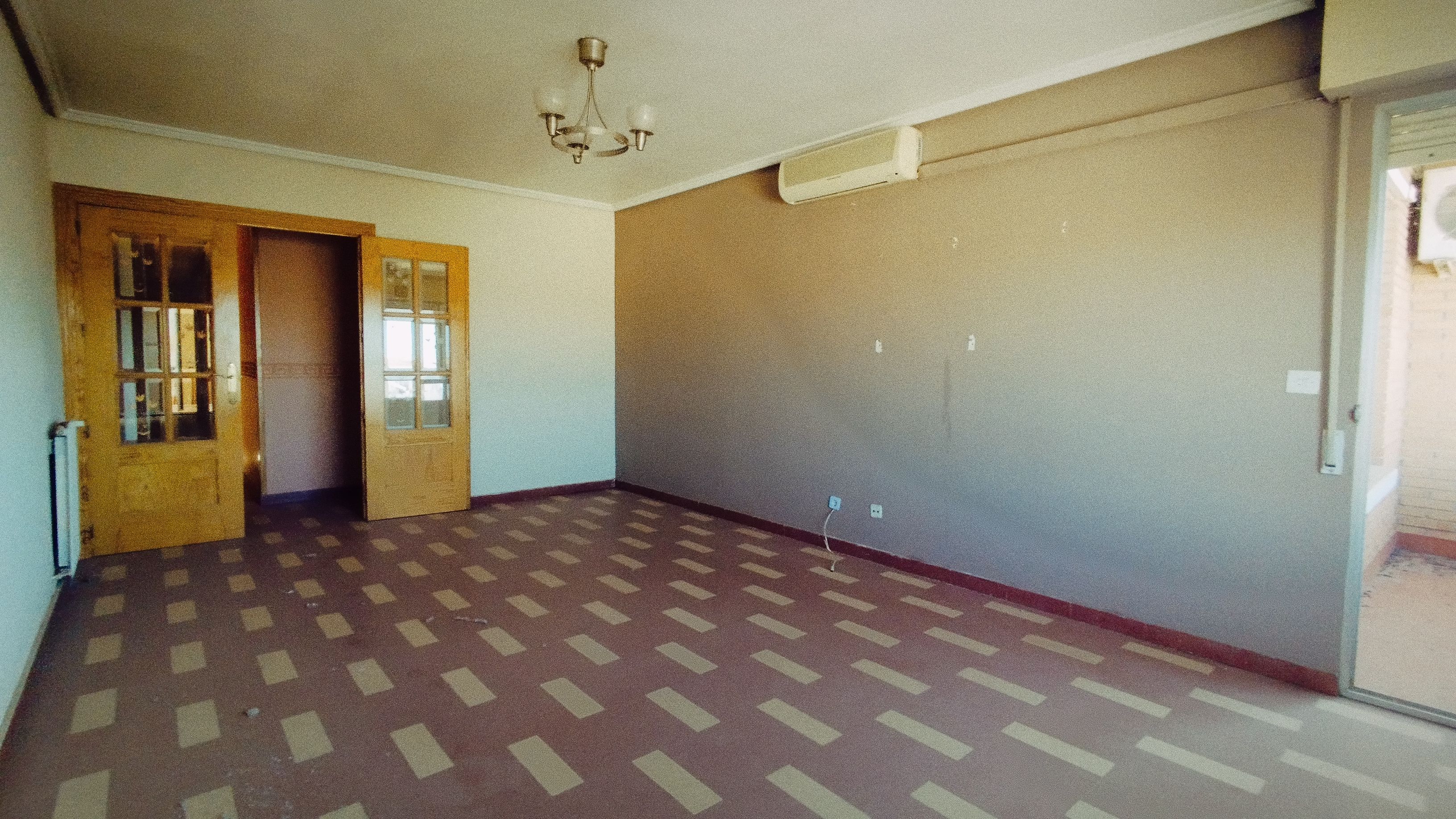 Living room of Flat for sale in Valdepeñas  with Air Conditioner and Terrace