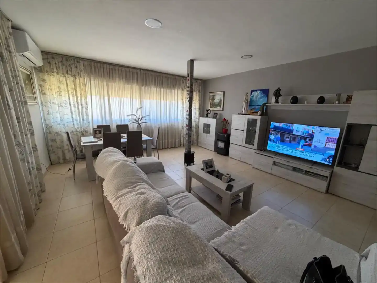 Sala de estar de Piso en venta en Mengíbar con Aire acondicionado, Trastero y Balcón