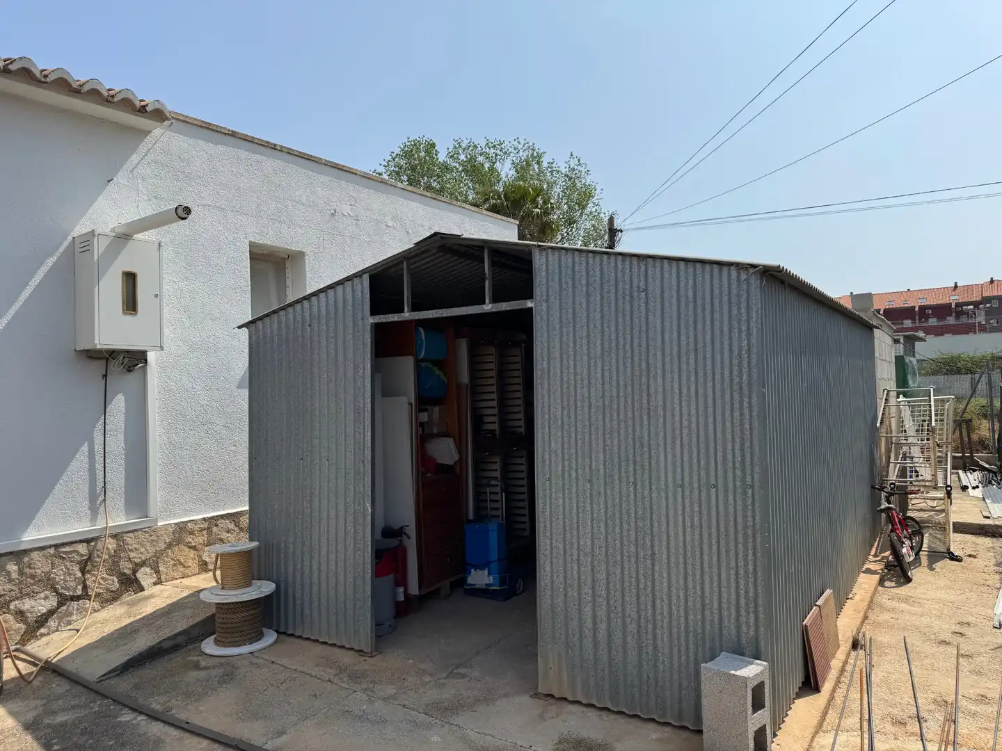 Vista exterior de Casa o xalet en venda en Dénia amb Jardí privat, Terrassa i Piscina