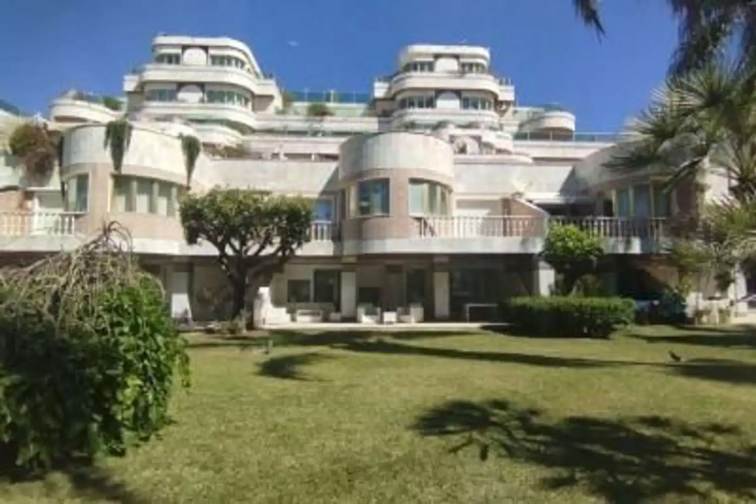 Dúplex amb piscina en venda a Avda José Banús, edificio Gray d´Albion, imagen 43