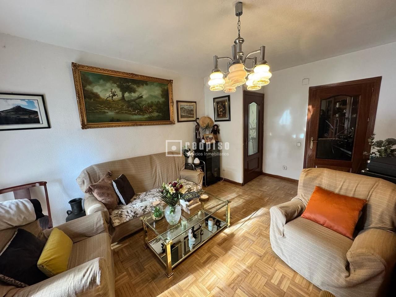 Living room of Flat for sale in  Madrid Capital  with Heating, Parquet flooring and Terrace