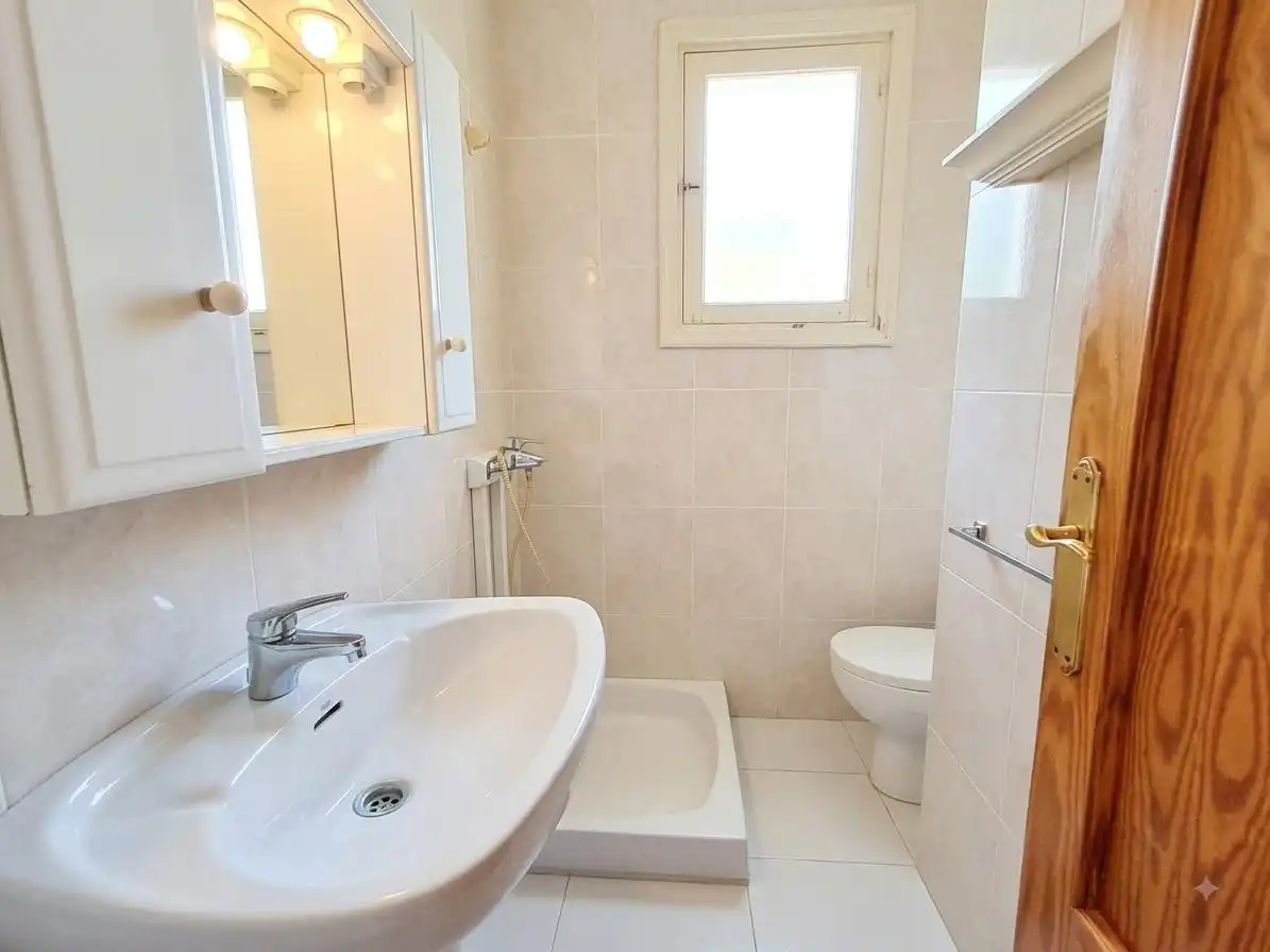 Baño de Piso en venta en Águilas con Aire acondicionado, Calefacción y Amueblado