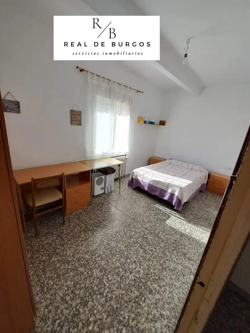 Habitación de Piso de alquiler en Valladolid con Calefacción, Terraza y Amueblado