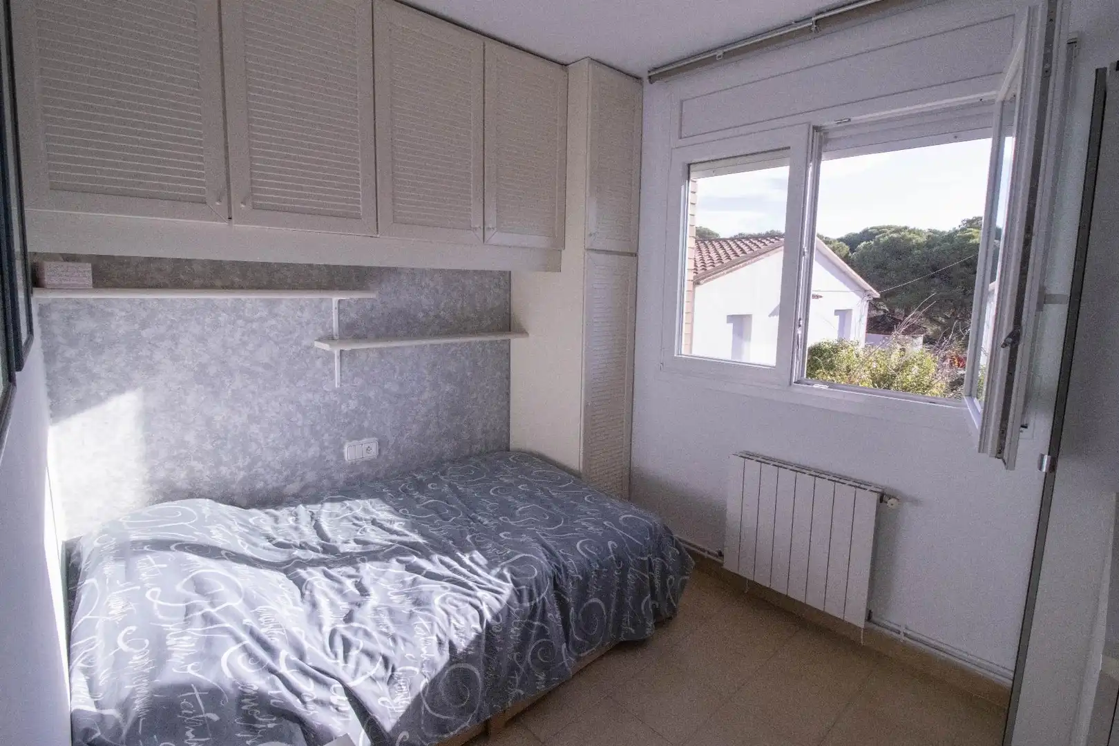 Bedroom of Detached homes for sale in El Vendrell  with Heating, Terrace and Storage room