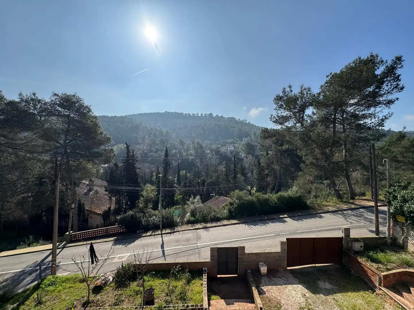 Vista exterior de Casa o xalet en venda en Corbera de Llobregat amb Jardí privat, Terrassa i Traster