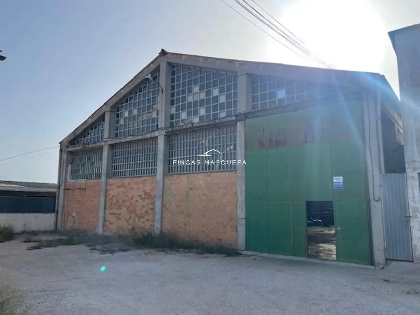 Nau industrial en venda a veintiuno