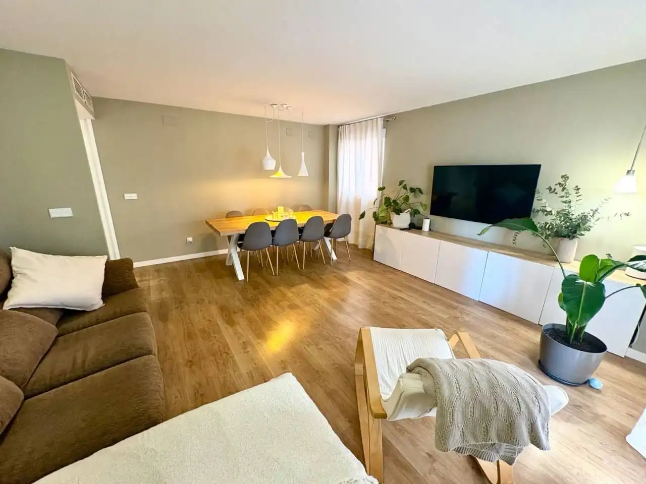 Living room of Flat for sale in Alicante / Alacant  with Air Conditioner, Heating and Storage room