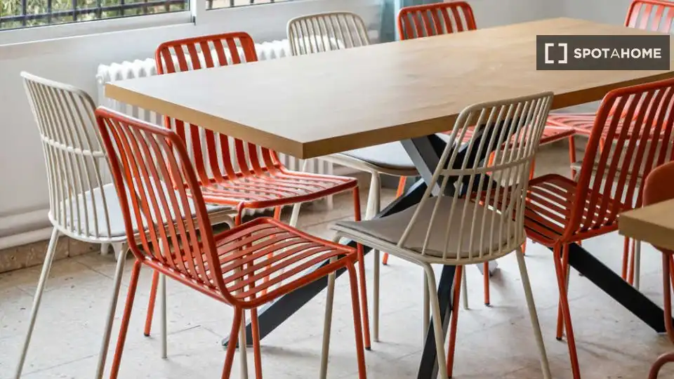 Terraza de Piso para compartir en Madrid con Aire acondicionado, Terraza y Amueblado