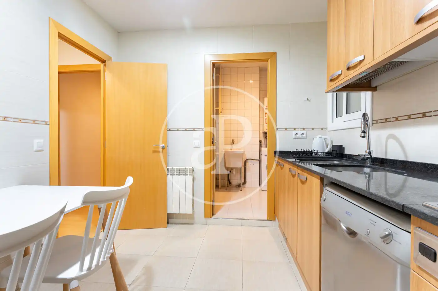 Wohnung zur Miete in Carrer de la Diputació, Dreta de l'Eixample