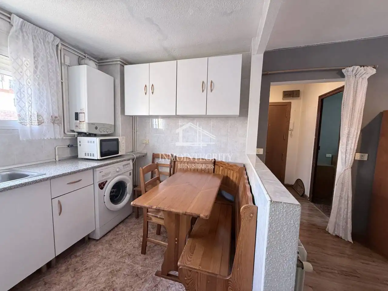 Cocina de Piso en venta en Castellón de la Plana / Castelló de la Plana con Aire acondicionado, Calefacción y Amueblado