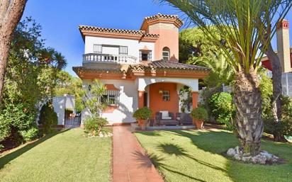 Garden of House or chalet for sale in Chiclana de la Frontera  with Air Conditioner, Heating and Private garden