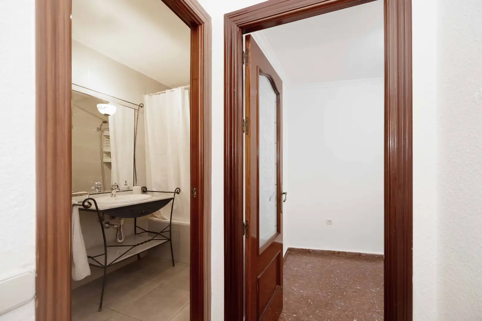 Piso en venta en Málaga con Calefacción, Terraza y Internet