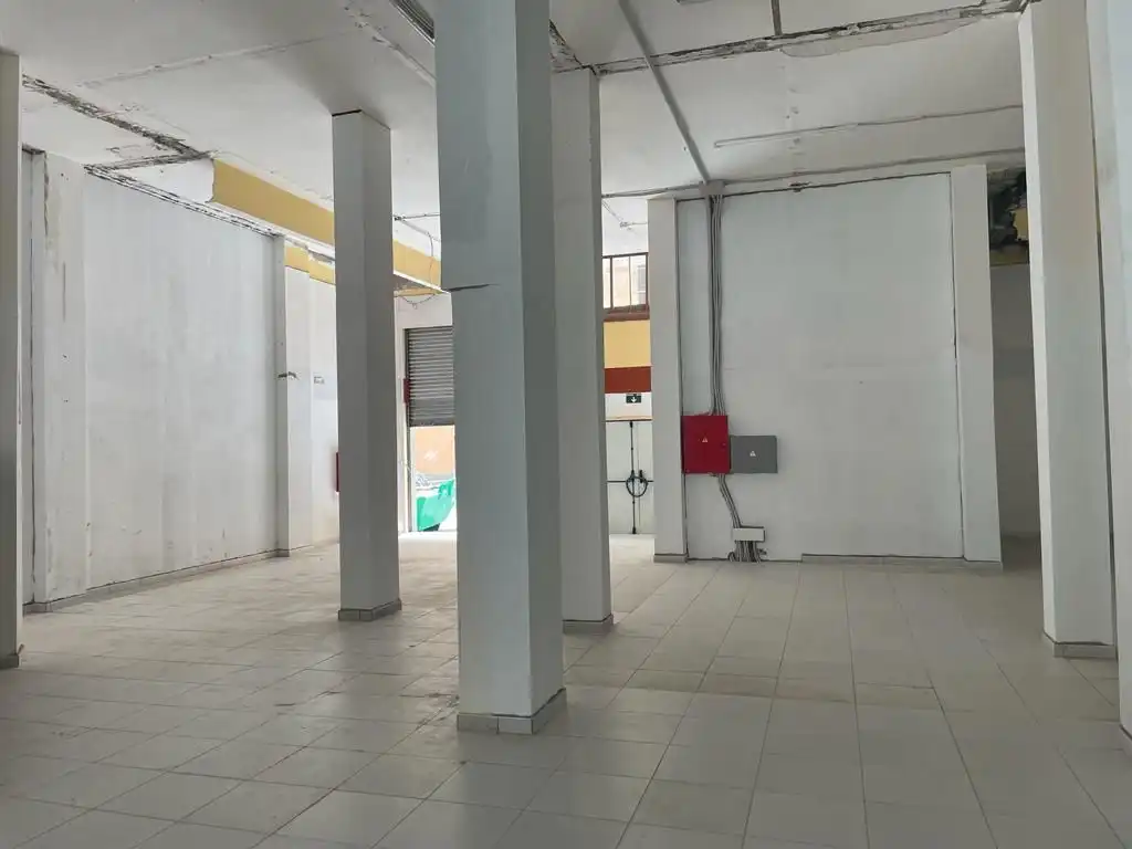 Gewerbefläche zur Miete in Avenida José Mesa y López, imagen 16