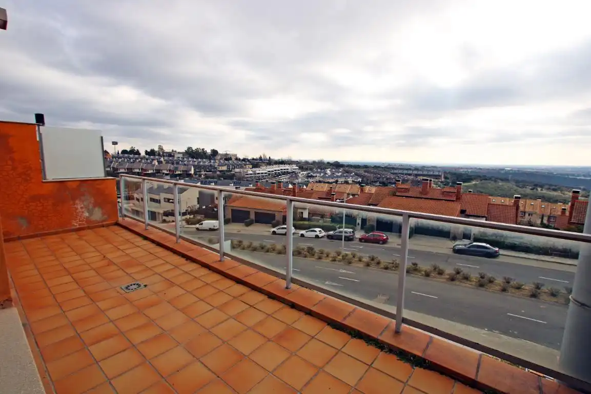 Terraza de Casa adosada en venta en Torrelodones con Terraza