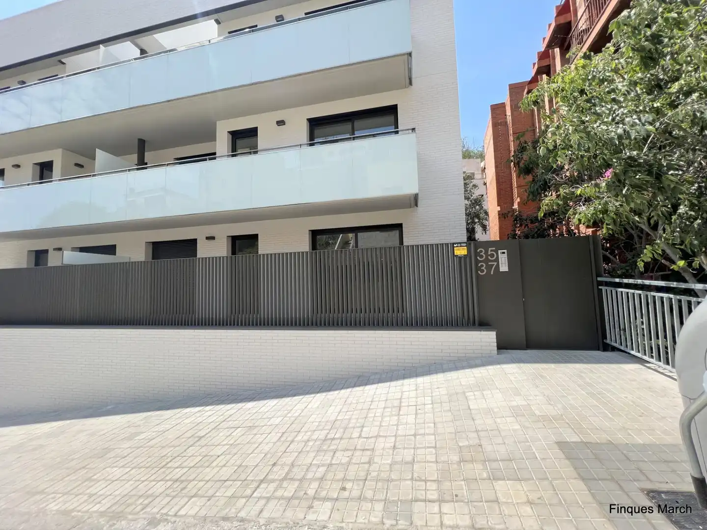 Vista exterior de Piso de alquiler en Barcelona con Aire acondicionado, Calefacción y Parquet