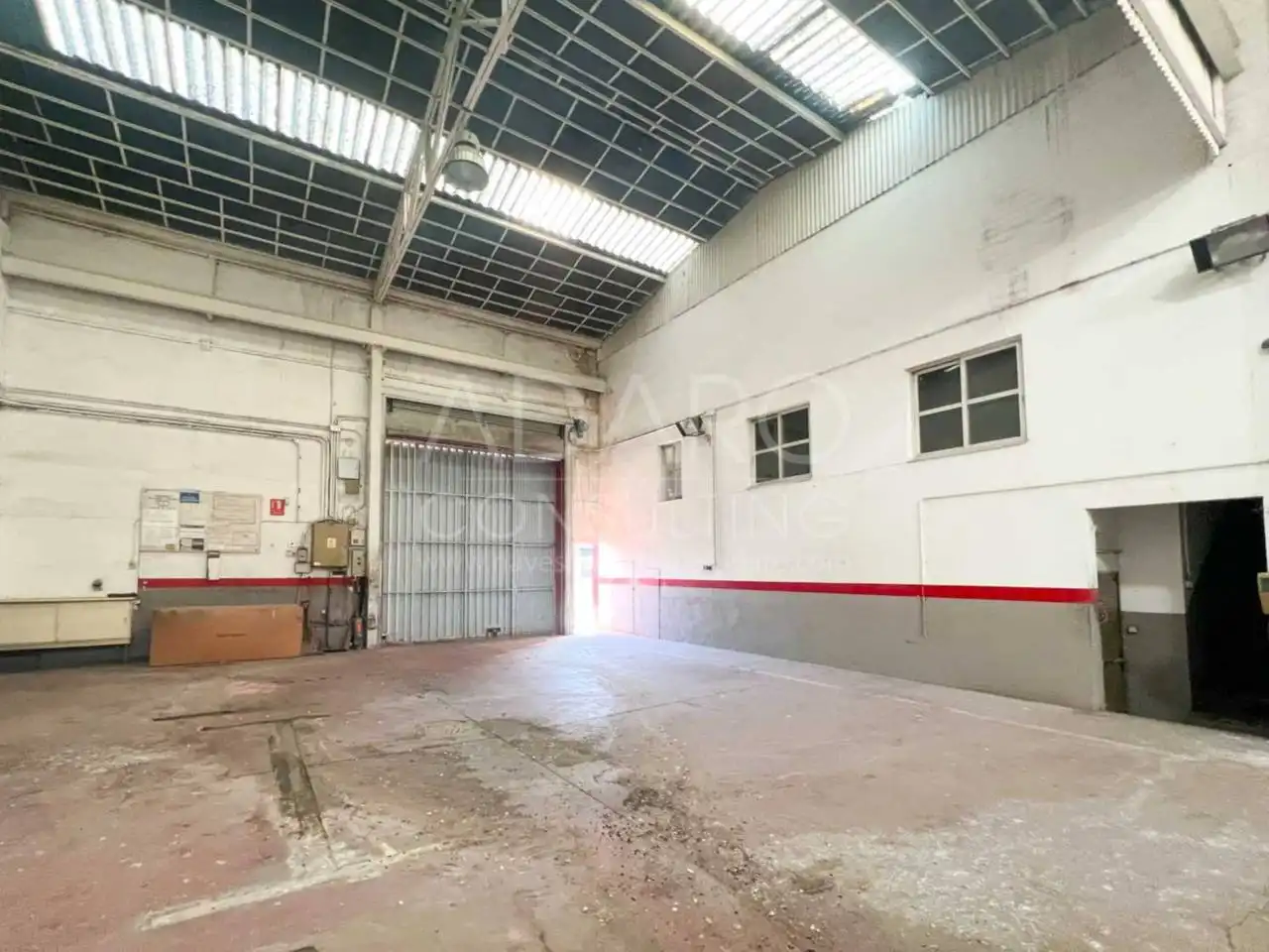 Nau industrial en venda en Guadalajara