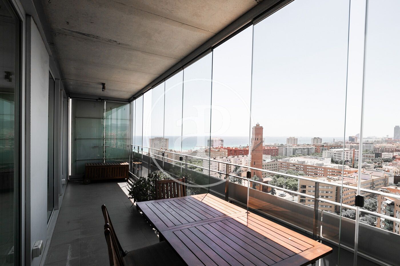Terrassa de Pis de lloguer en  Barcelona Capital amb Aire condicionat, Calefacció i Jardí privat