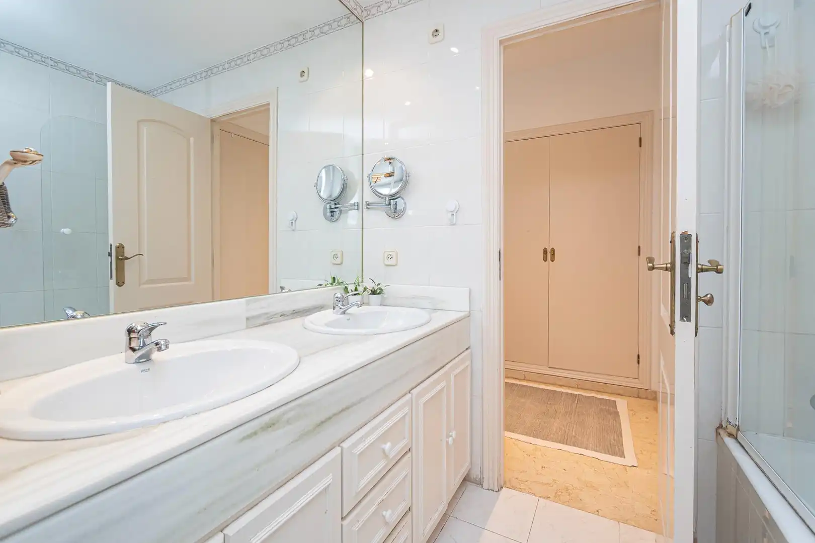 Baño de Casa adosada en venta en  Palma de Mallorca con Aire acondicionado, Calefacción y Jardín privado