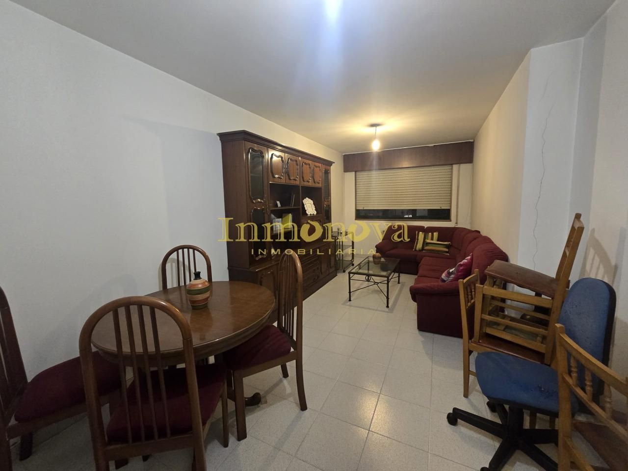 Sala d'estar de Pis en venda en Mos amb Calefacció, Traster i Moblat