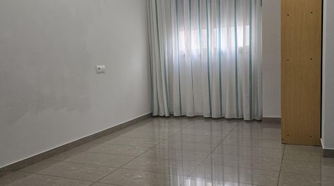 Vive en el centro, con luz, terraza y el mar muy cerca!, imagen 4
