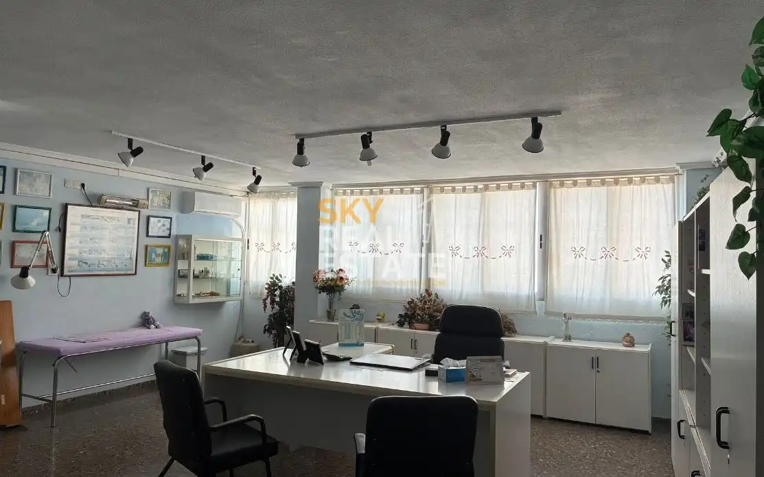 Flat for sale in Silla  with Air Conditioner and Balcony