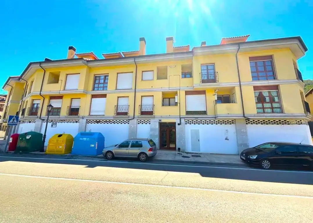 Vista exterior de Dúplex en venta en Potes con Trastero