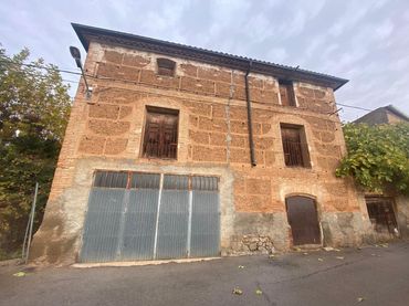 Locale commerciale in vendita a San Martín del Río